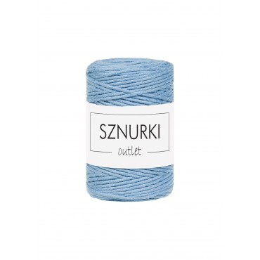 Niebieski sznurek skręcany...