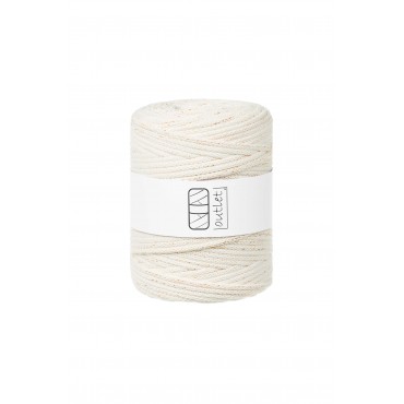 Naturalny ze złotą nitką...