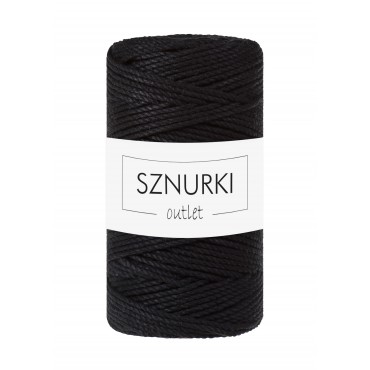 Czarny sznurek skręcany...