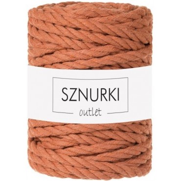 Rdzawy sznurek skręcany...